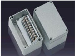 端子接线盒（10P)